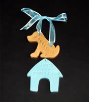 Dog and Doghouse 